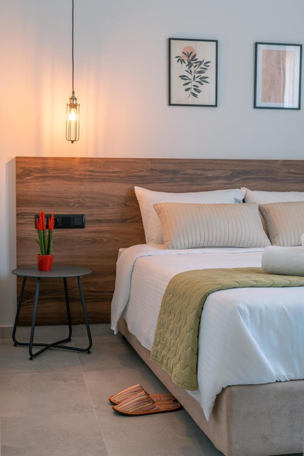 Brand New Suites In City Center Heraklion  Bagian luar foto